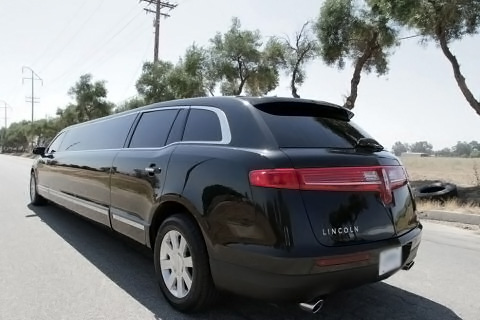 Temple Terrace Lincoln MKT Stretch Limo 